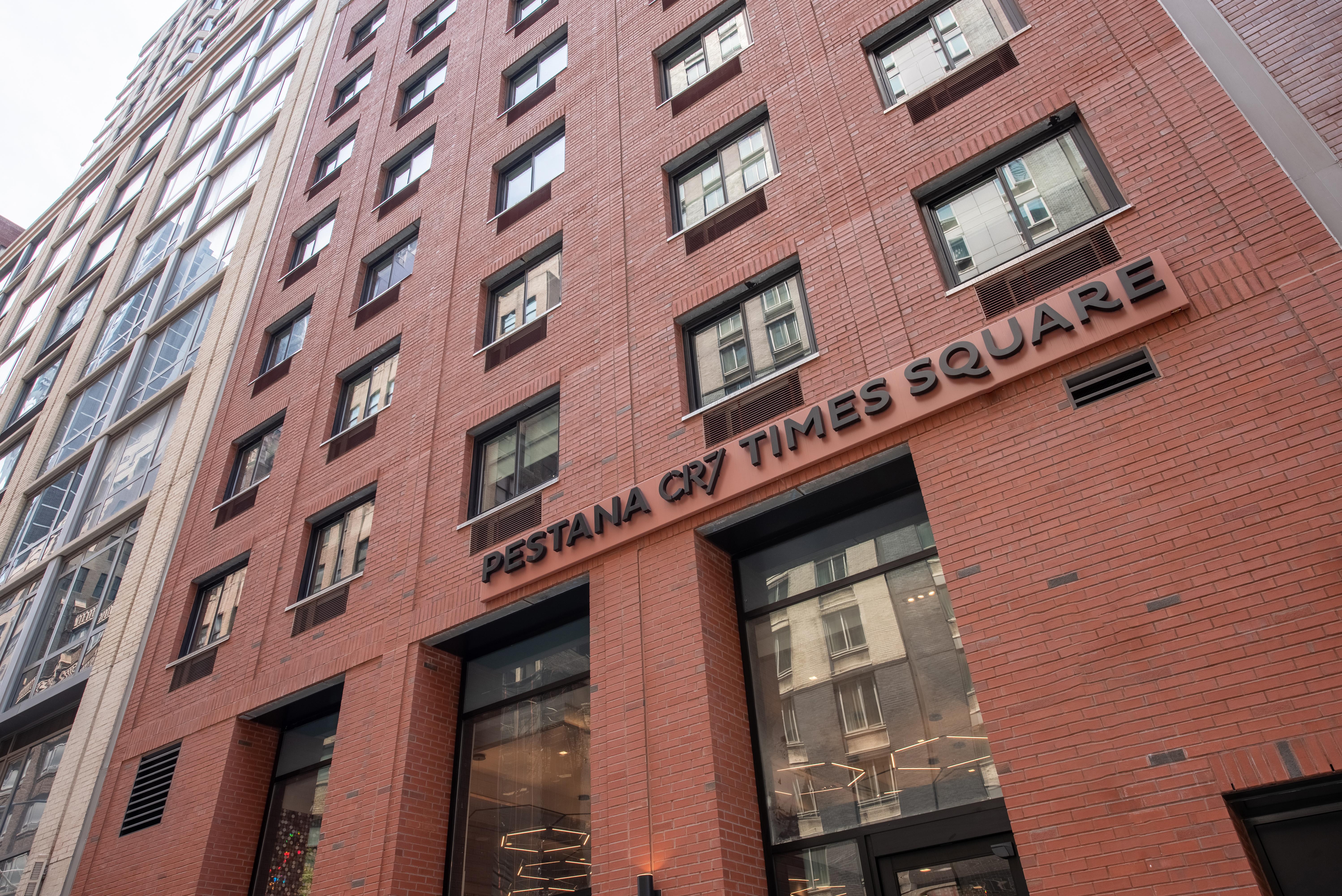 ホテル Pestana Cr7 Times Square ニューヨーク エクステリア 写真