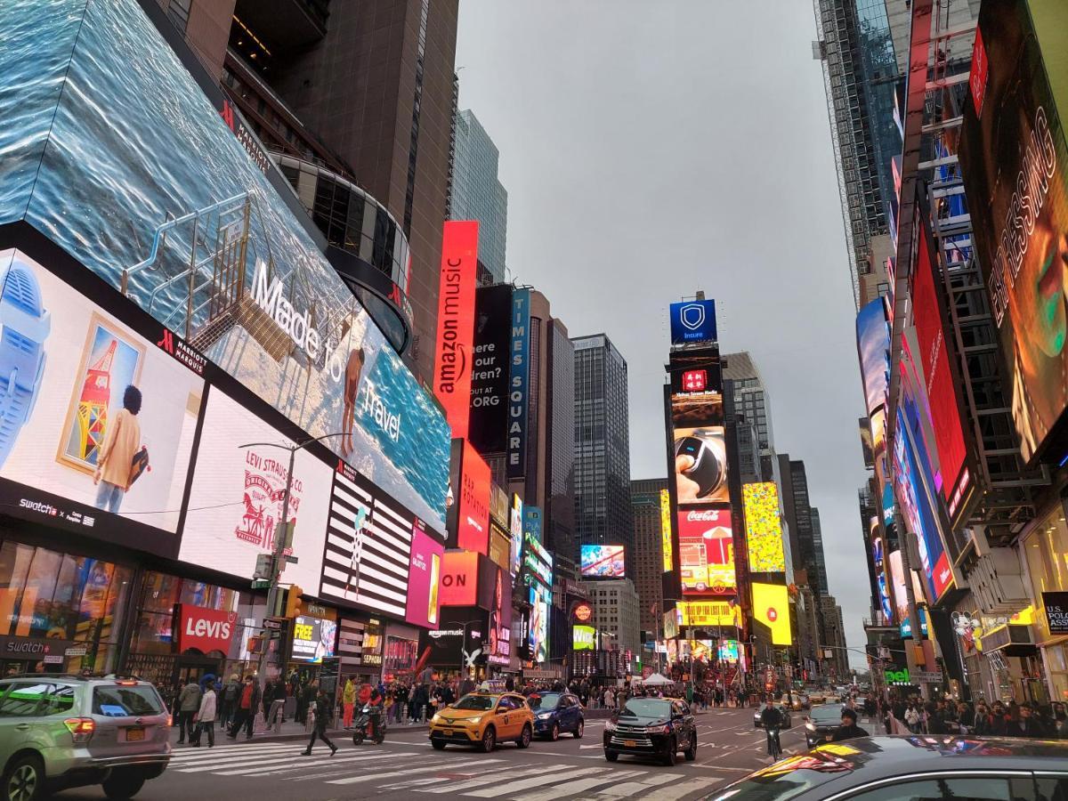 ホテル Pestana Cr7 Times Square ニューヨーク エクステリア 写真